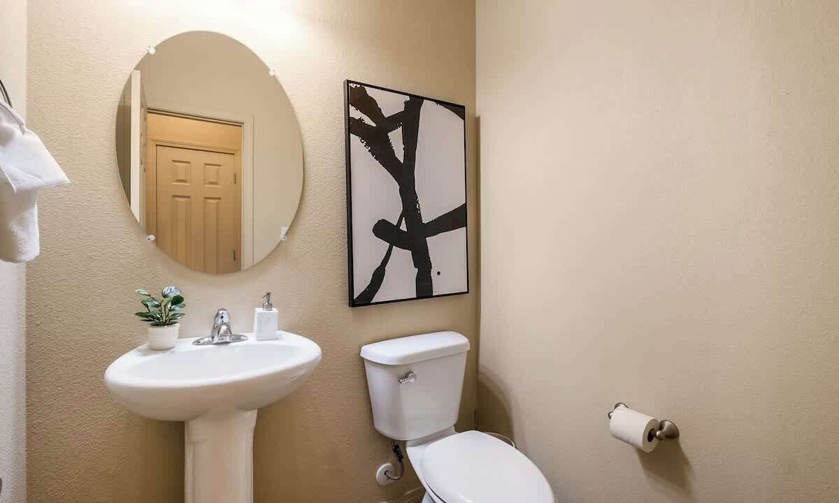 Photo of Bathroom in Mesa Del Sol Innovation Park
