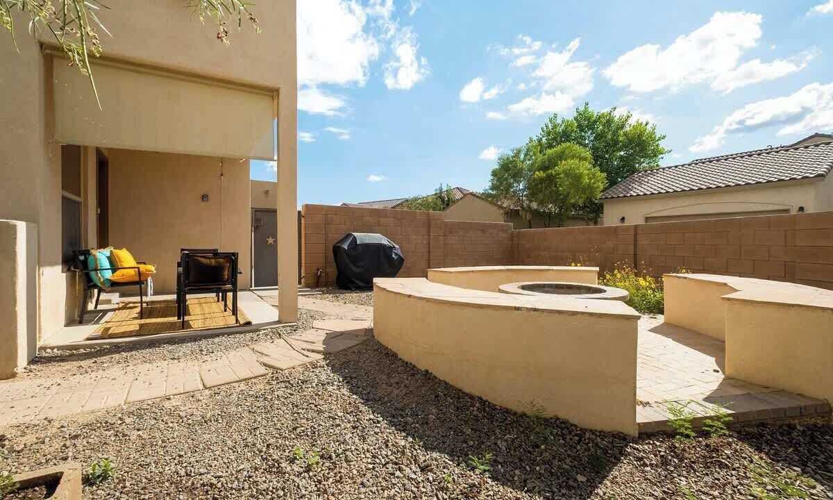 Photo of Patio Balcony in Mesa Del Sol Innovation Park
