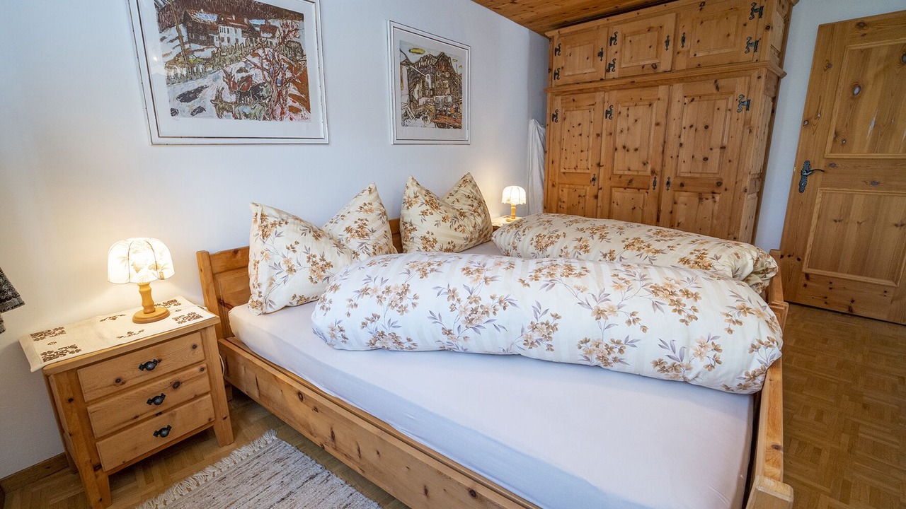 Photo of Bedroom in Engadin Scoul