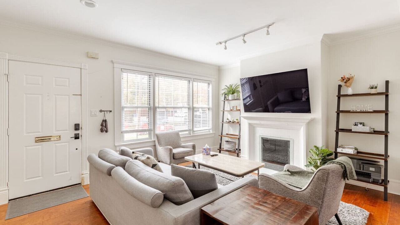 Photo of Livingroom in Oak Lawn