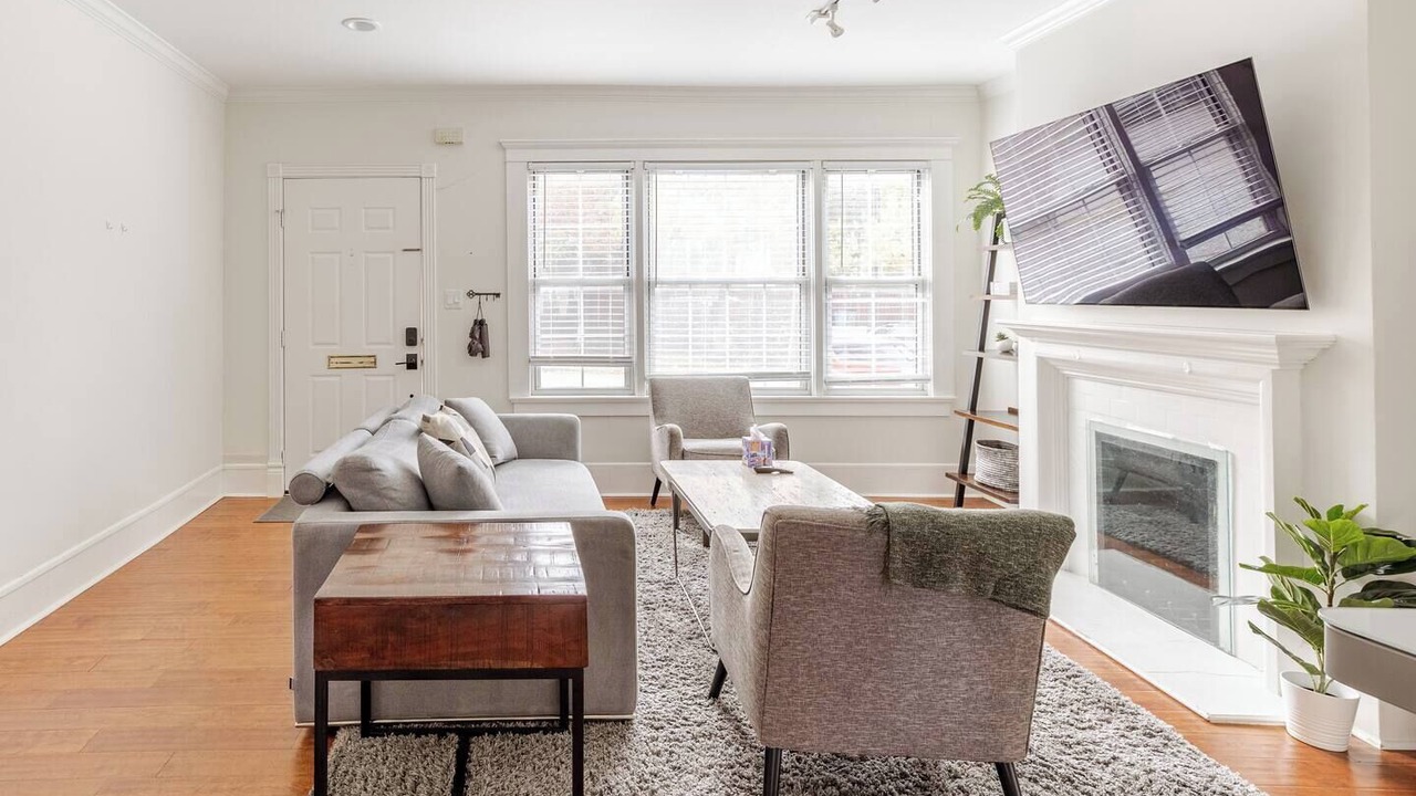 Photo of Livingroom in Oak Lawn