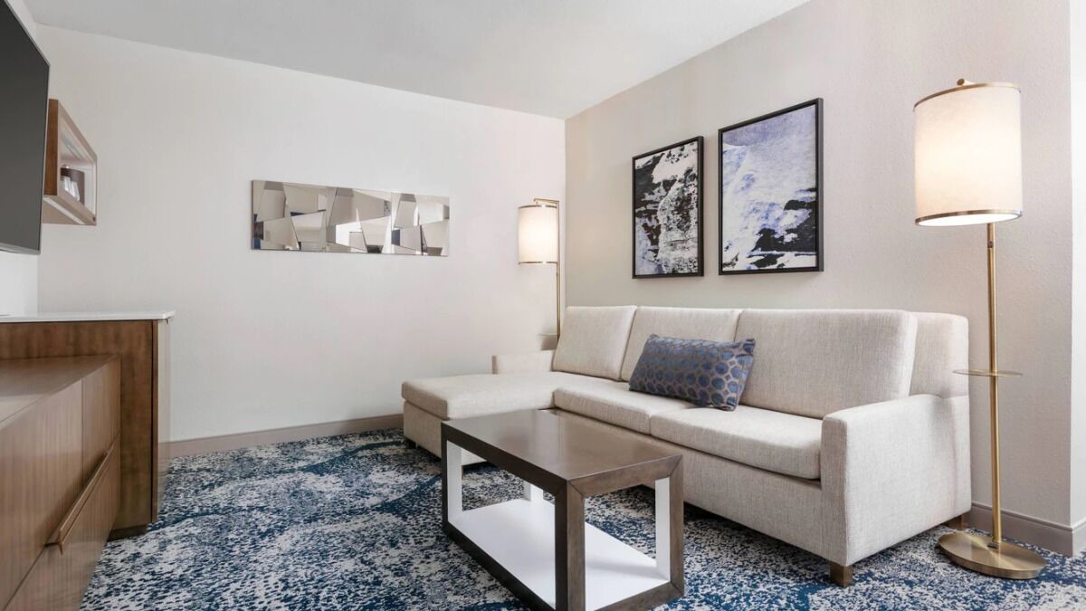 Photo of Livingroom in Northeast Virginia Beach