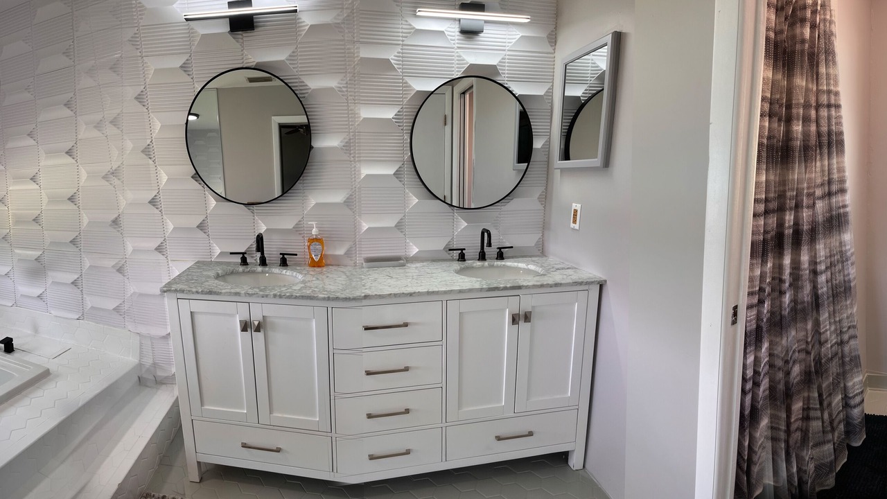 Photo of Bathroom in Casselberry