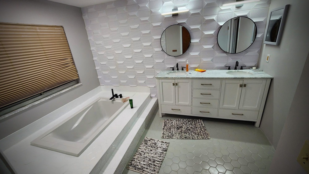 Photo of Bathroom in Casselberry