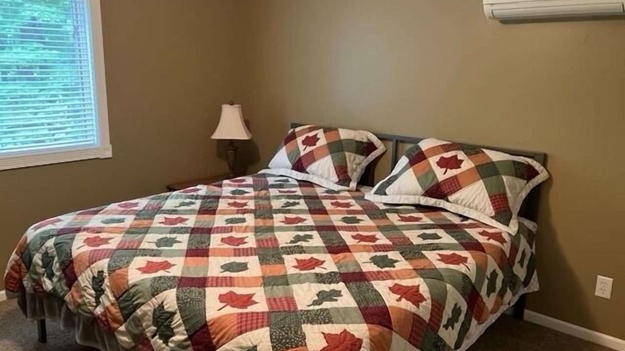 Photo of Bedroom in Pine City
