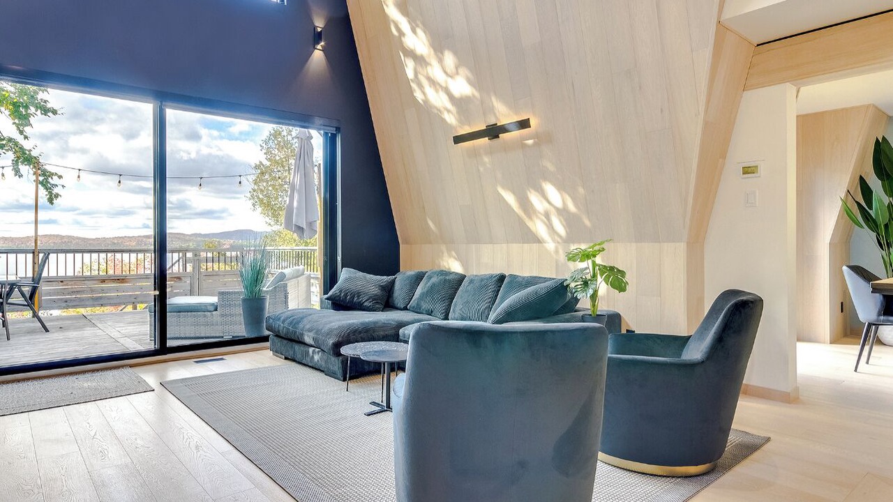 Photo of Livingroom in Entrelacs