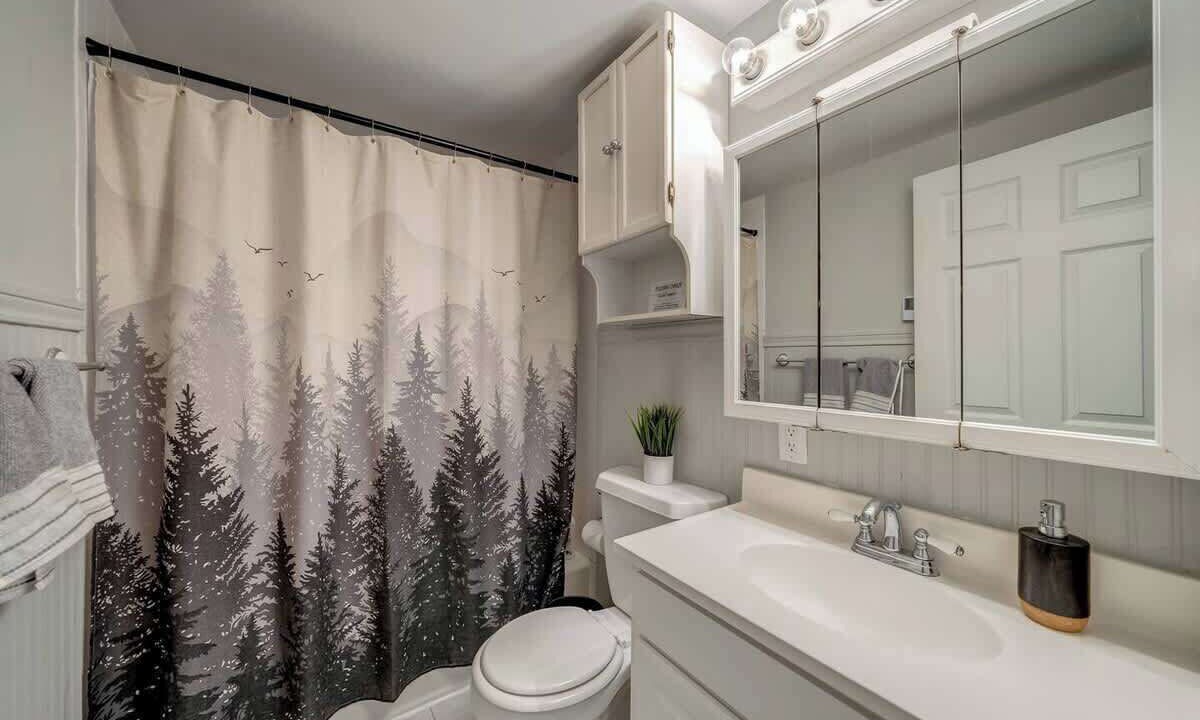 Photo of Bathroom in The Woods