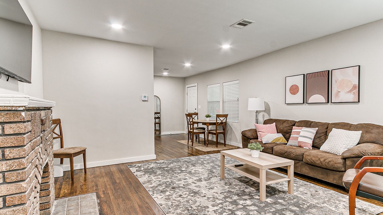 Photo of Livingroom in Tulsa