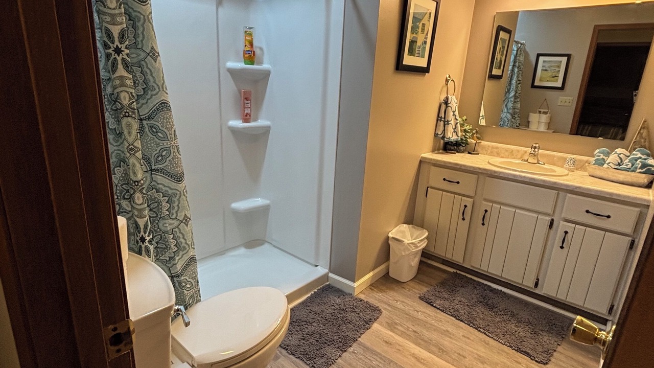Photo of Bathroom in Sunrise Beach