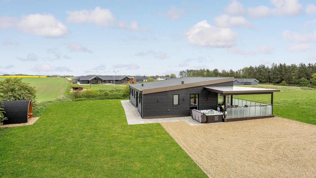 Photo of Others in Lihme