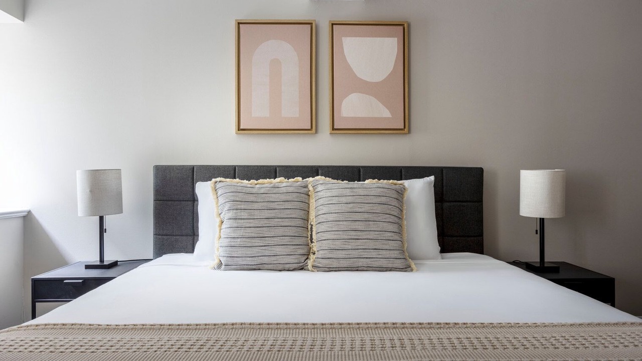 Photo of Bedroom in Central Square