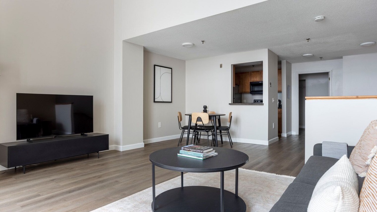 Photo of Livingroom in Central Square