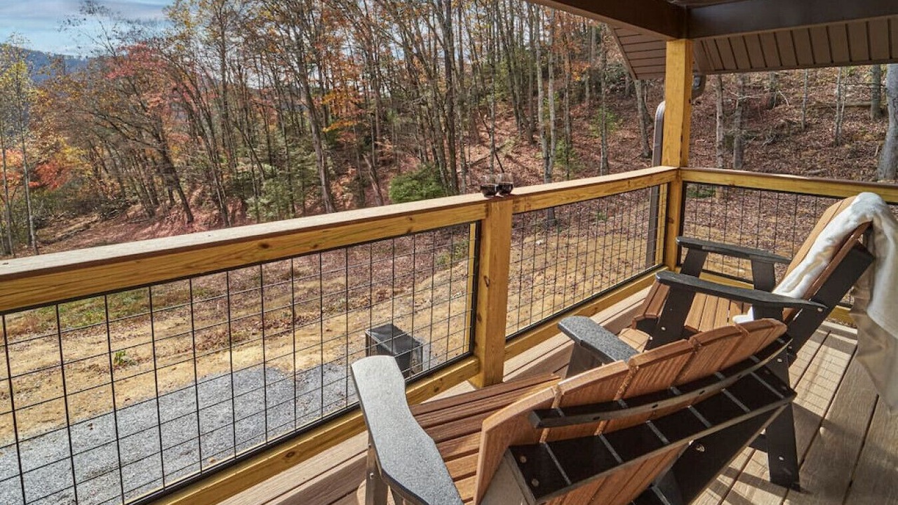 Photo of Patio Balcony in Wears Valley