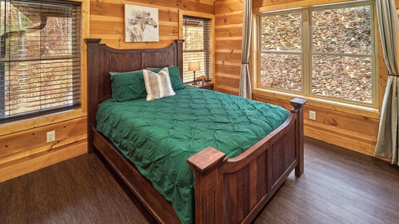 Photo of Bathroom in Wears Valley