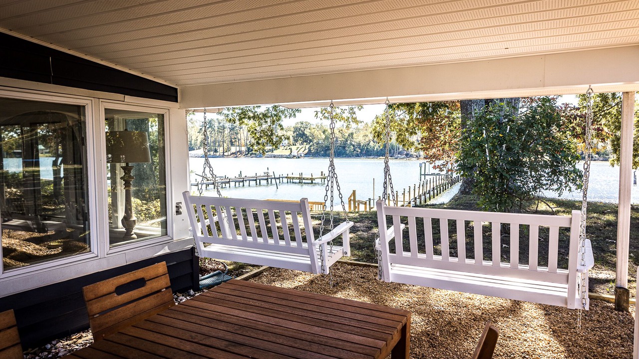 Photo of Patio Balcony in Pine Top