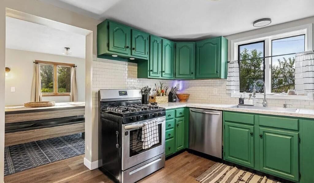 Photo of Kitchen in Lake View