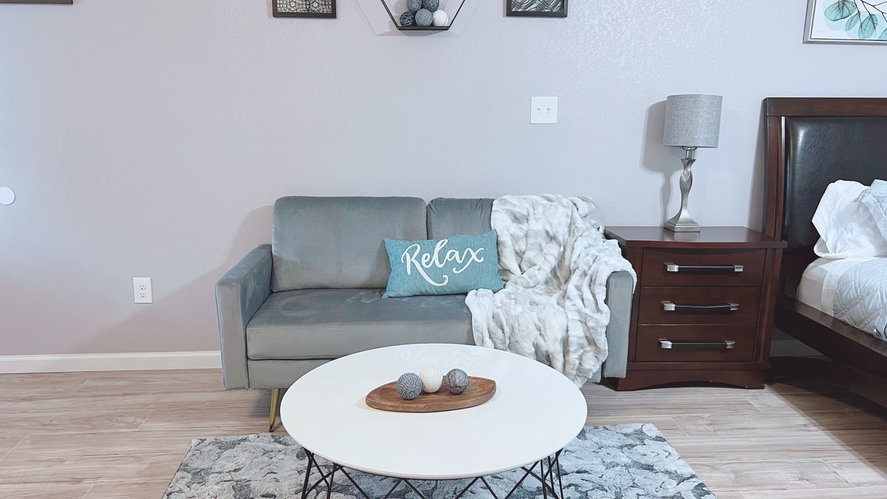 Photo of Livingroom in Orange