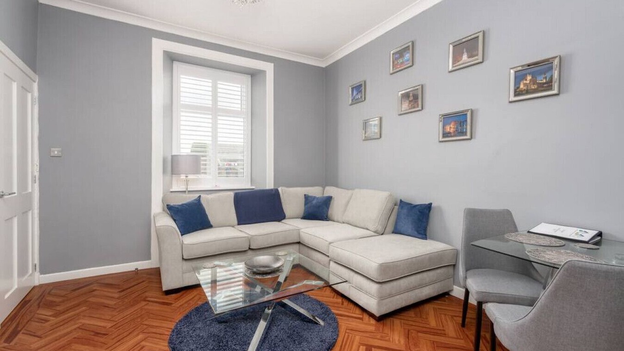 Photo of Livingroom in Dunfermline