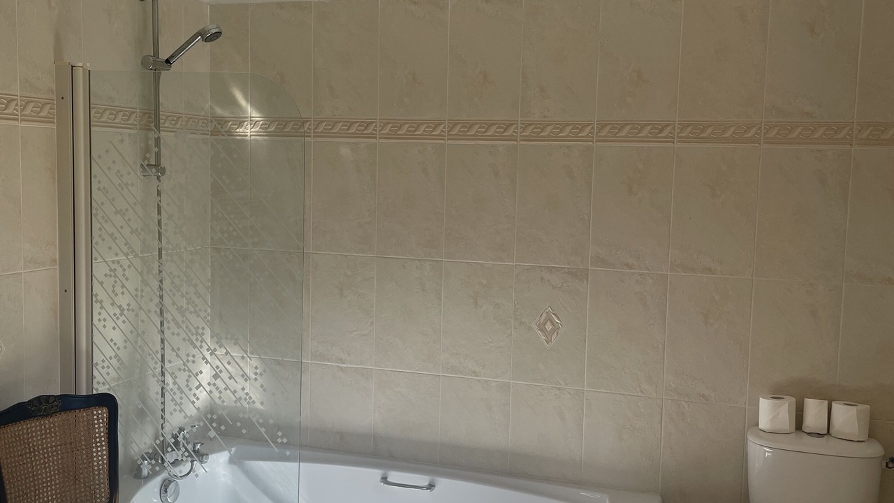 Photo of Bathroom in Quillan
