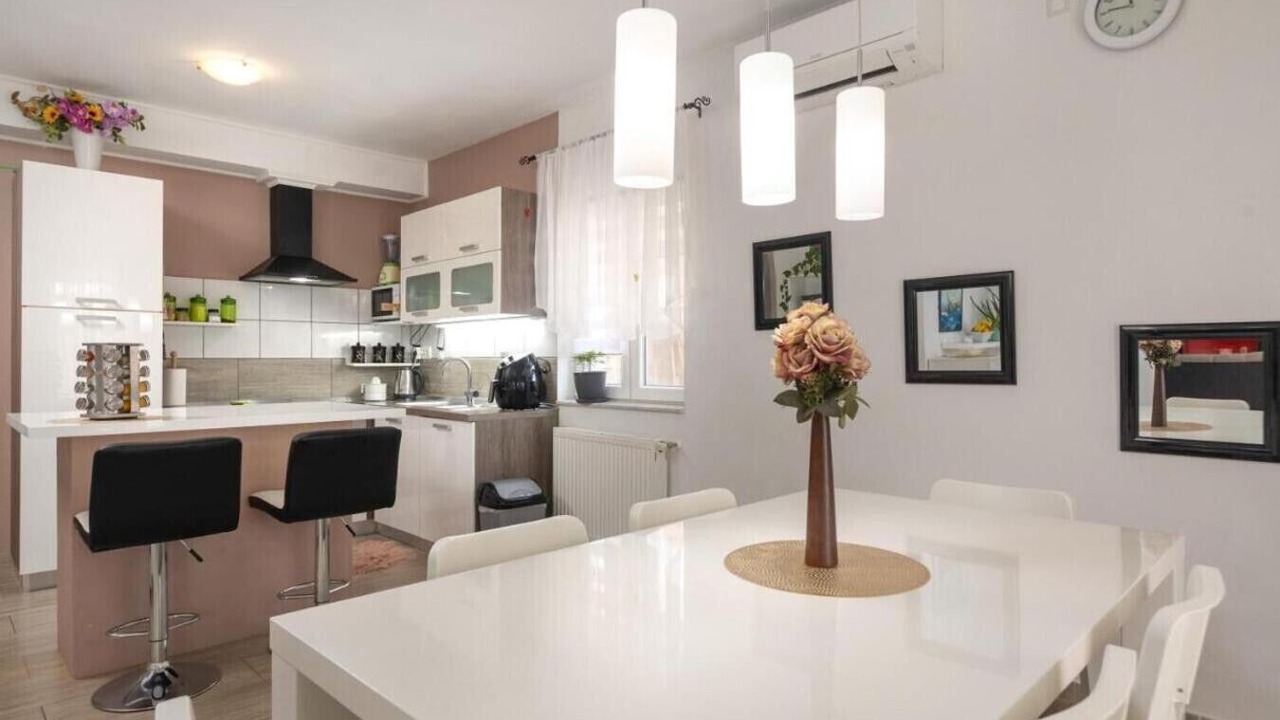 Photo of Livingroom in Oprtalj