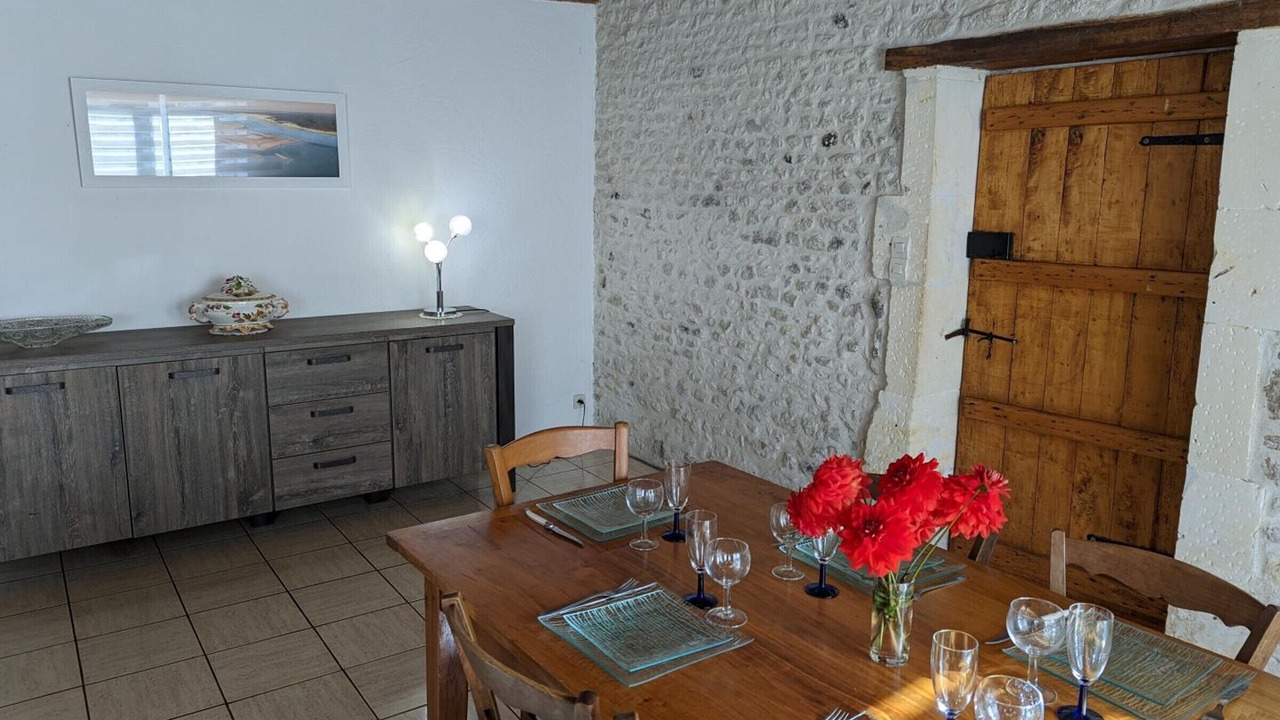 Photo of Others in Barret