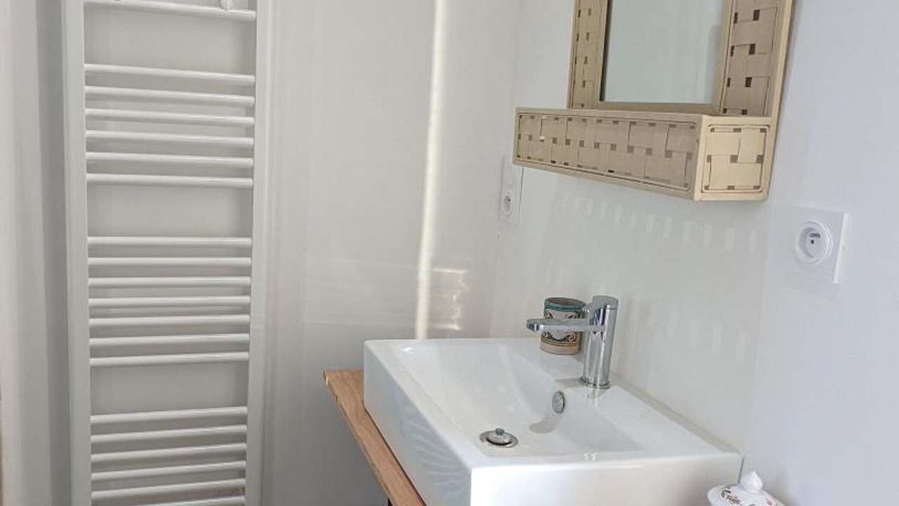 Photo of Bathroom in Magnac-Lavalette-Villars