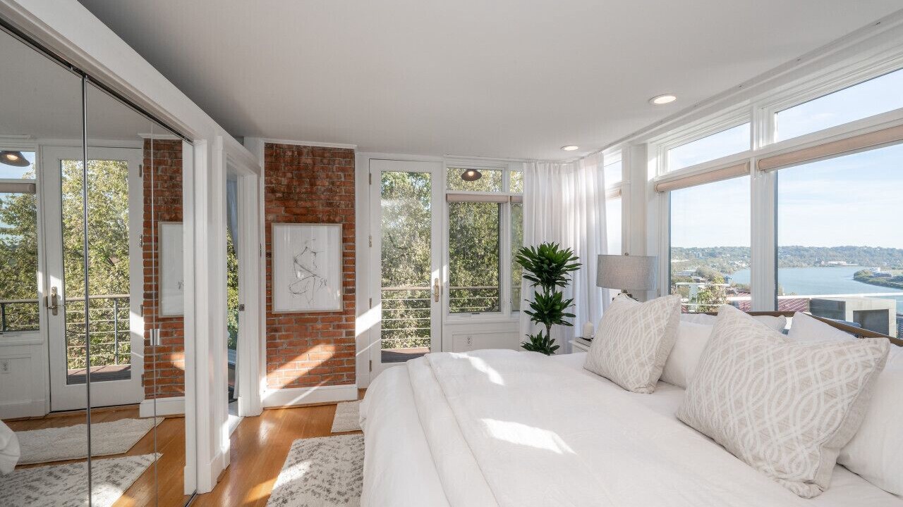 Photo of Bedroom in Mount Adams