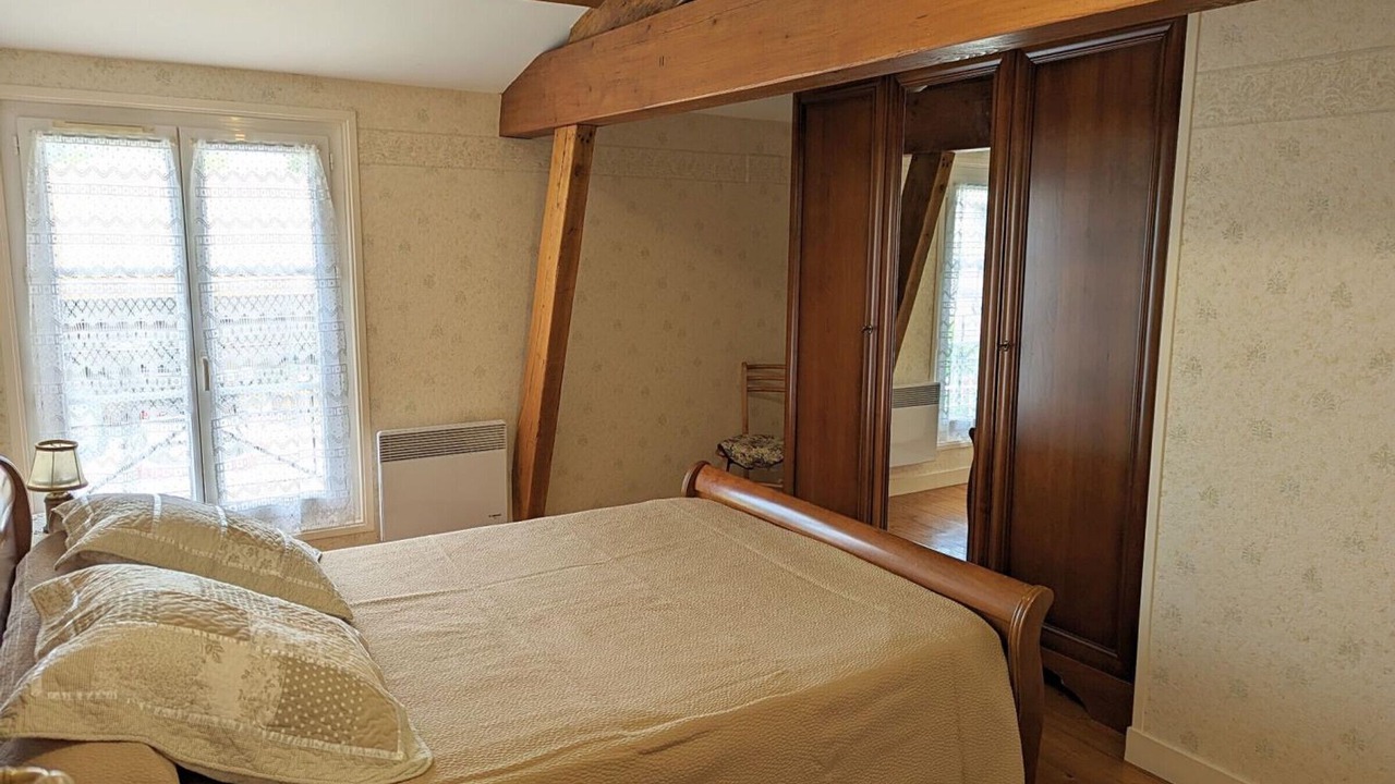 Photo of Bedroom in Saint-Genis-d'Hiersac