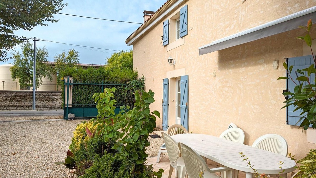 Photo of Outdoor in Saint-Genis-d'Hiersac