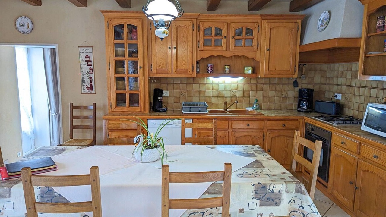 Photo of Kitchen in Saint-Genis-d'Hiersac