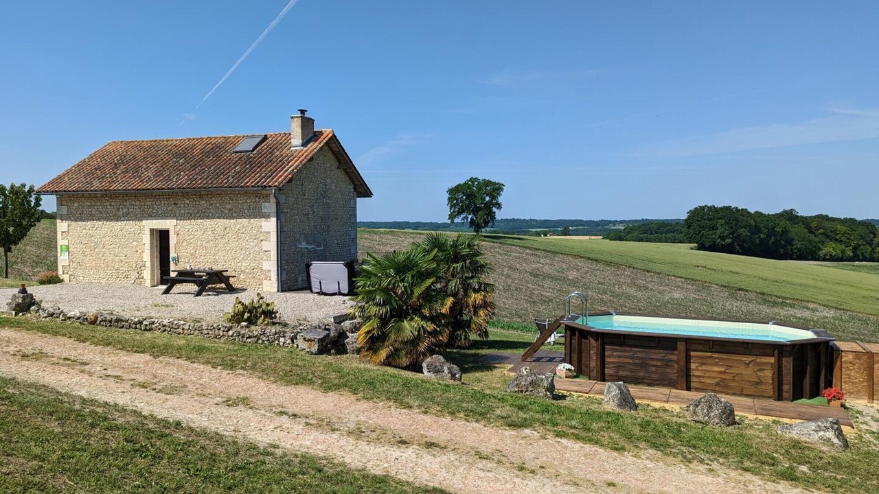 Photo of Patio Balcony in Montignac-le-Coq