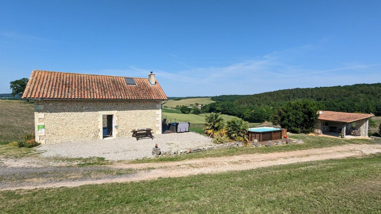 Photo of Outdoor in Montignac-le-Coq