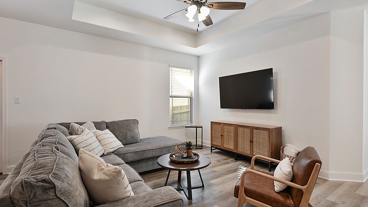 Photo of Livingroom in College Station