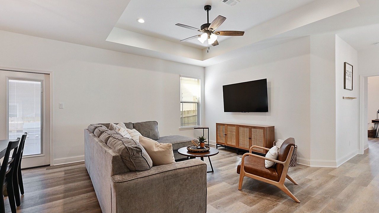Photo of Livingroom in College Station