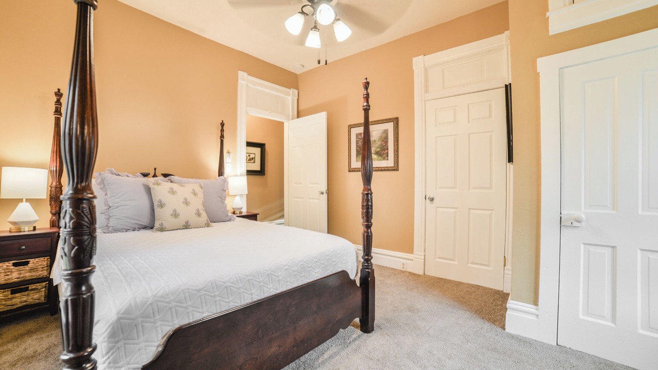 Photo of Bedroom in Cape Girardeau