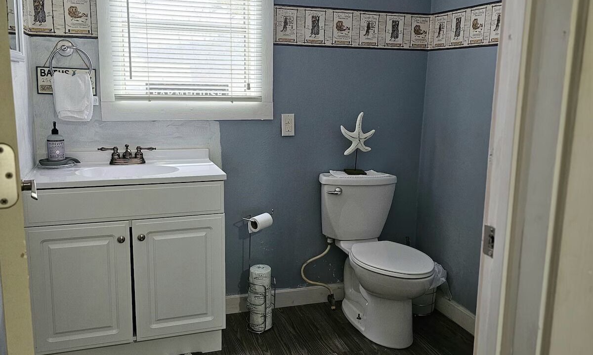 Photo of Bathroom in Eminence