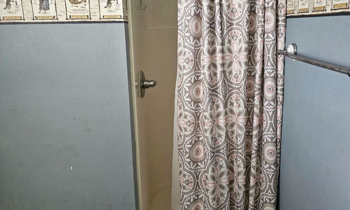 Photo of Bathroom in Eminence
