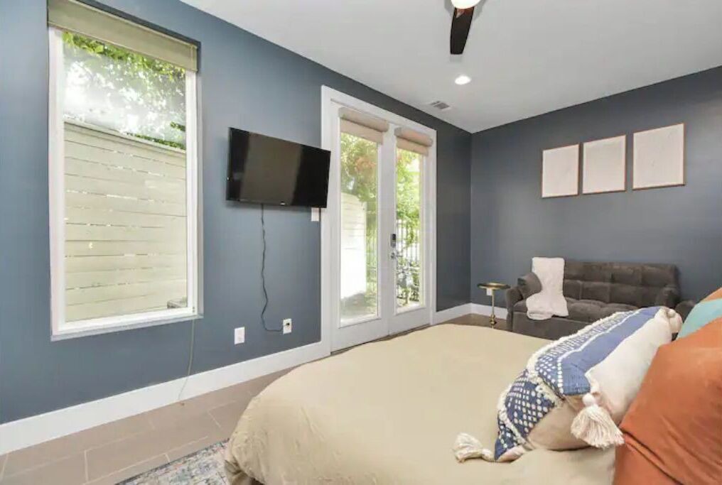 Photo of Bedroom in Midtown
