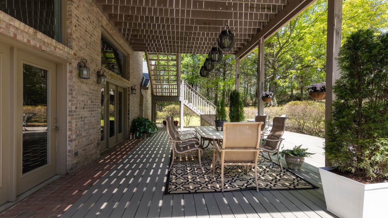 Photo of Outdoor in Brentwood