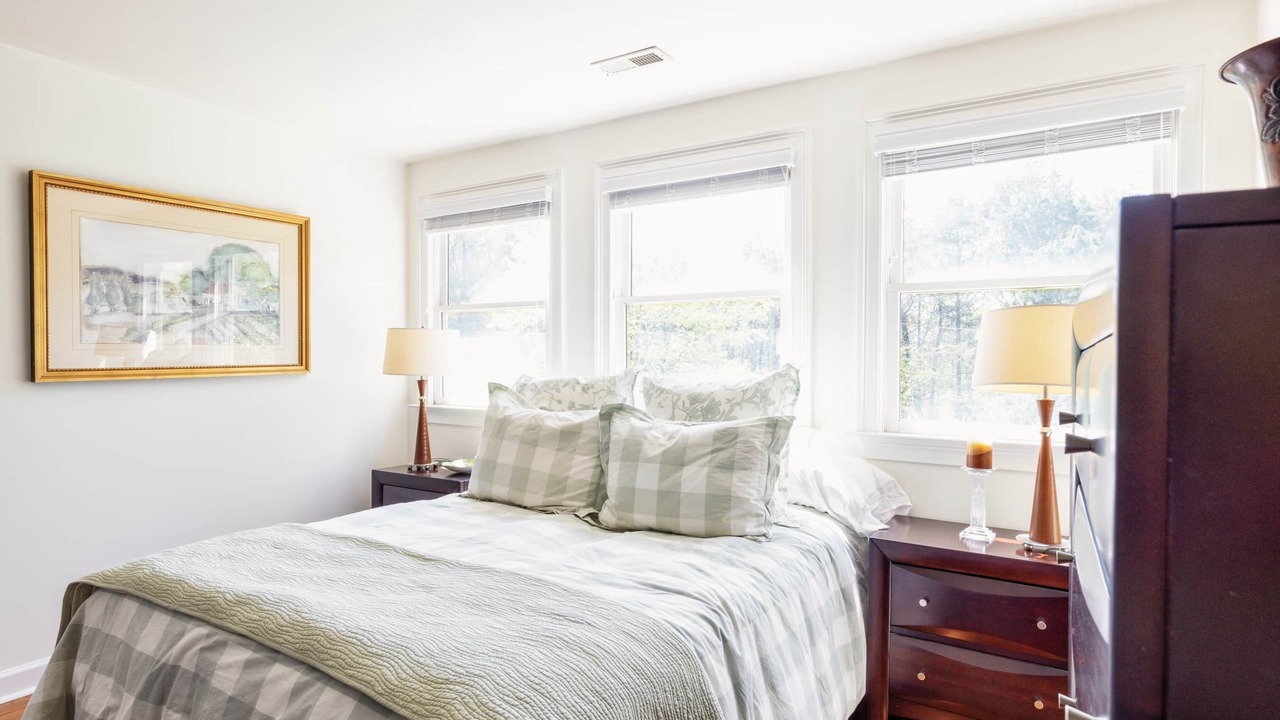 Photo of Bedroom in Brentwood