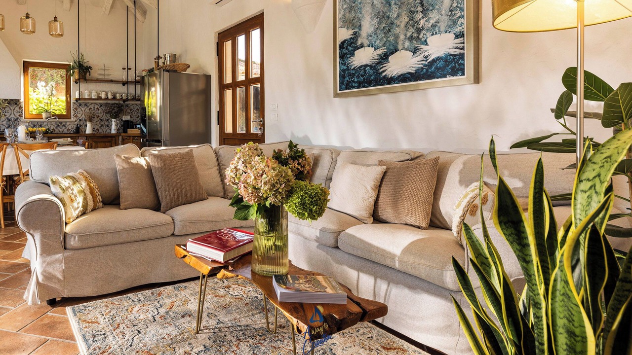 Photo of Livingroom in Molunat