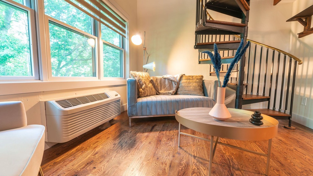 Photo of Others in Lambertville