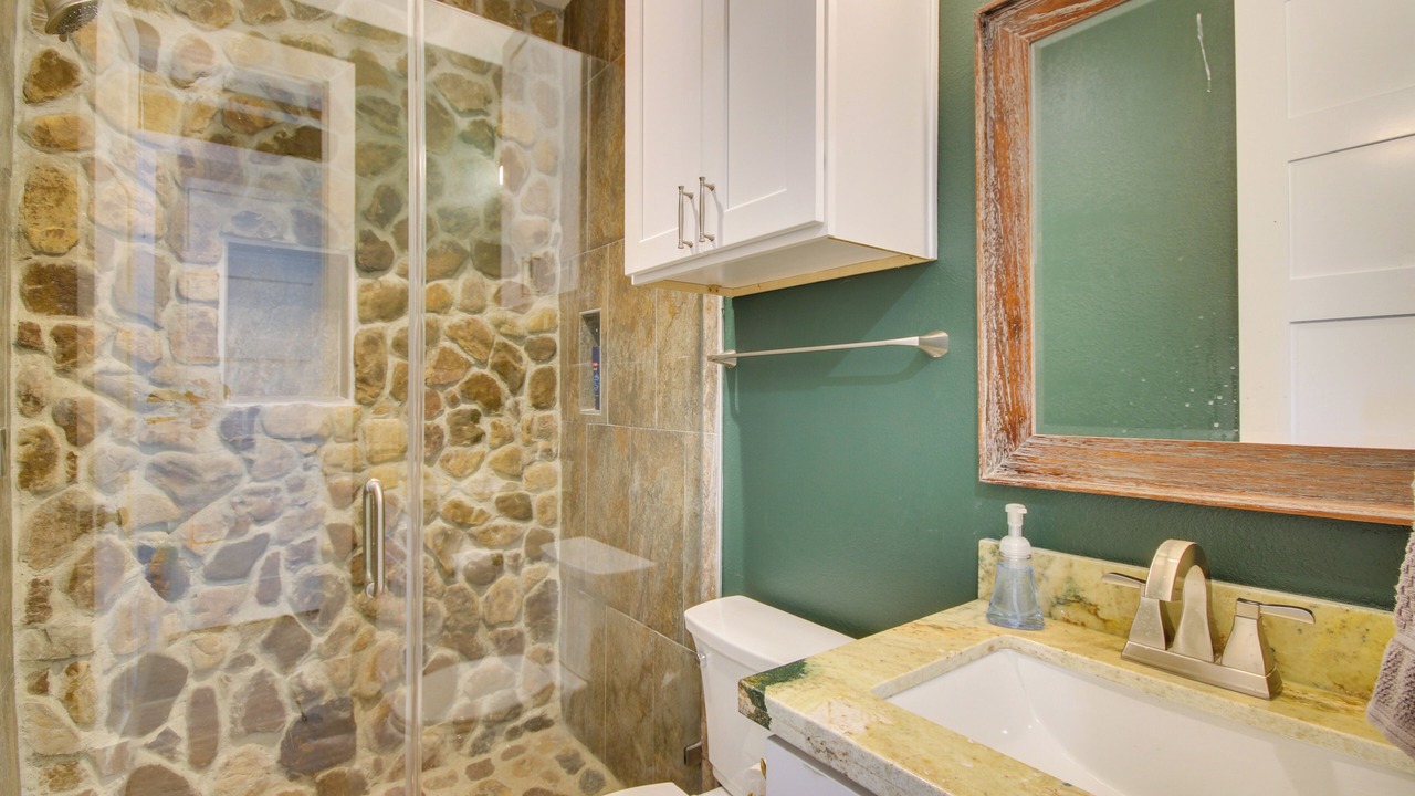 Photo of Bathroom in Oakland