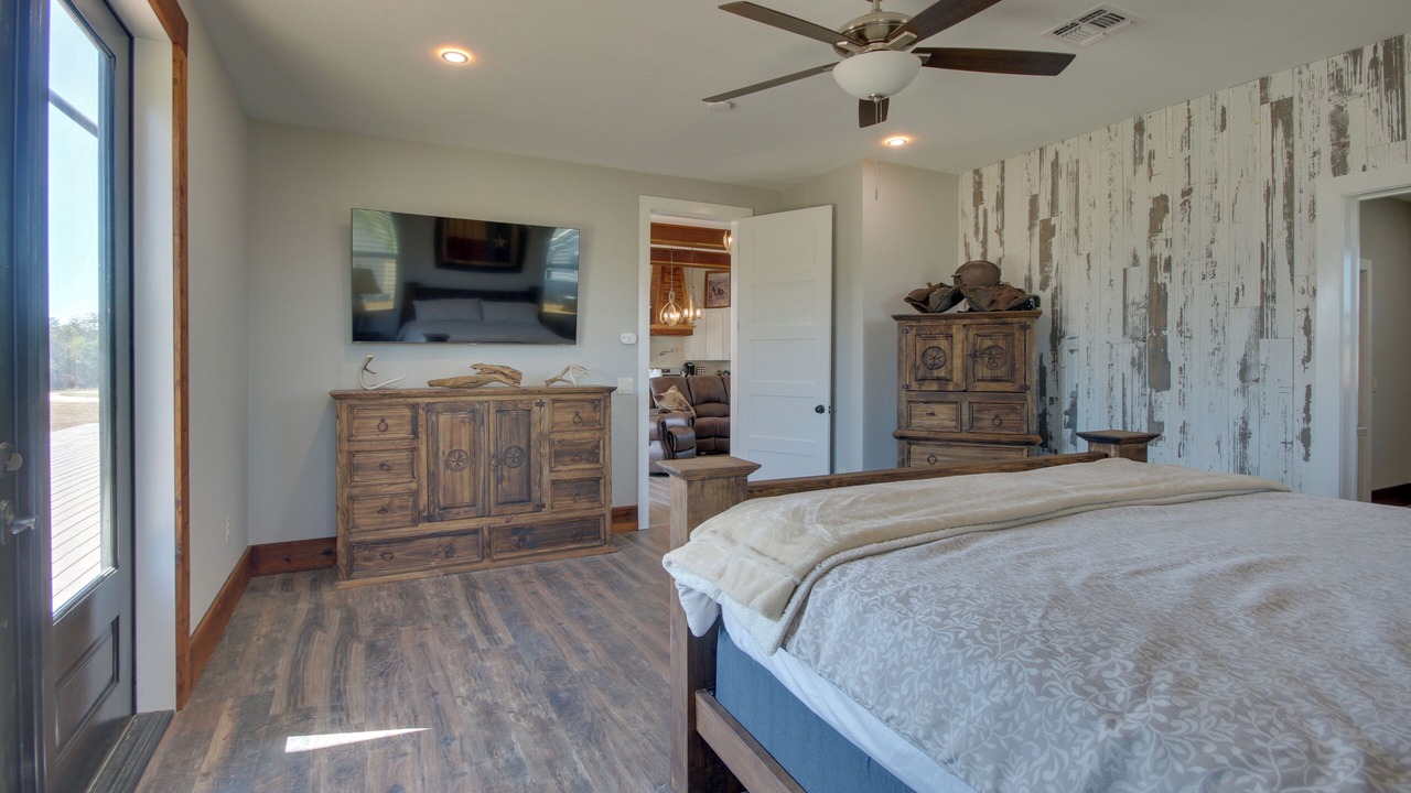 Photo of Bedroom in Oakland