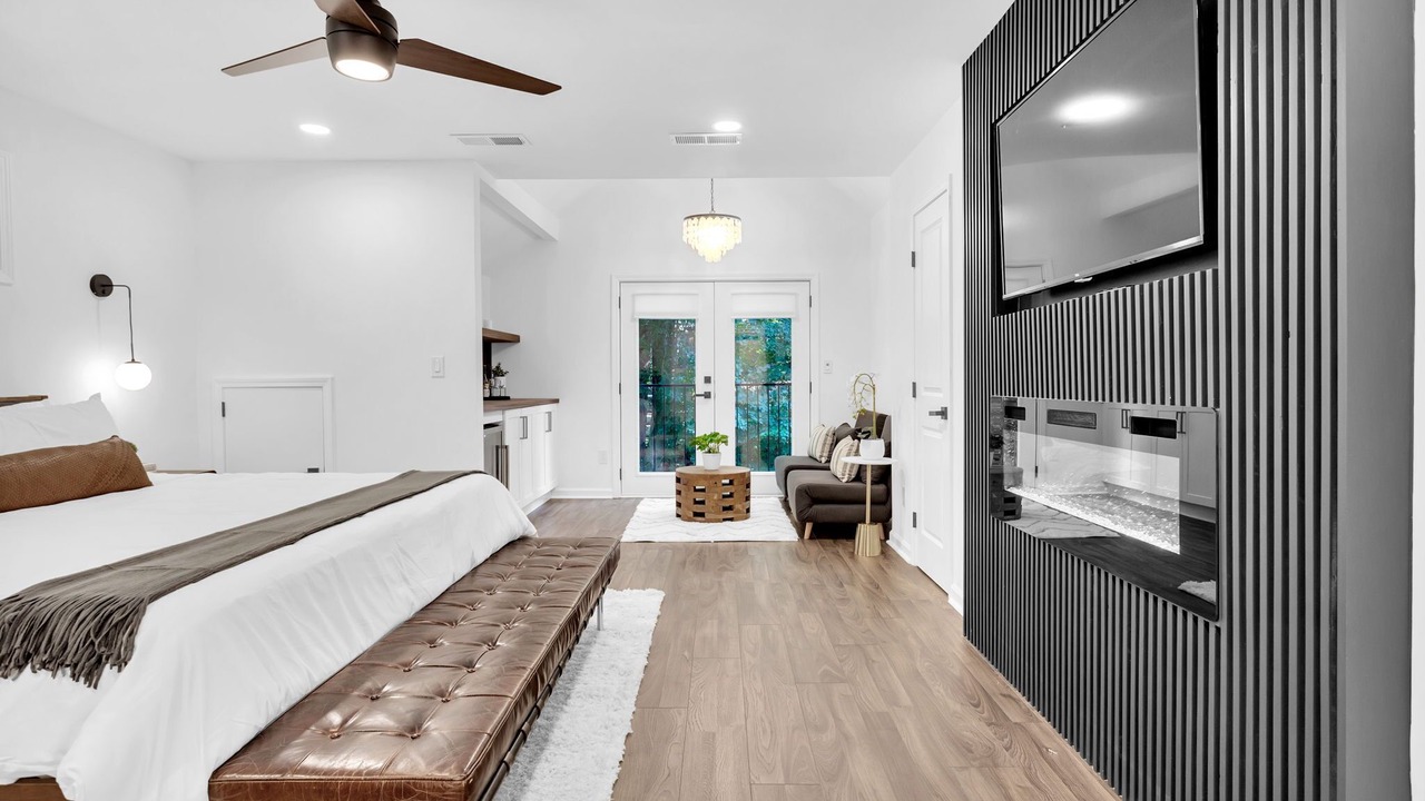 Photo of Bedroom in Dunwoody