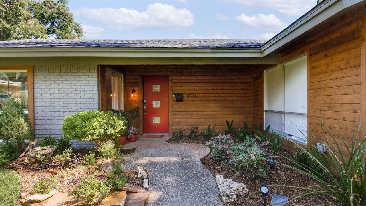 Photo of Outdoor in Lake Highlands