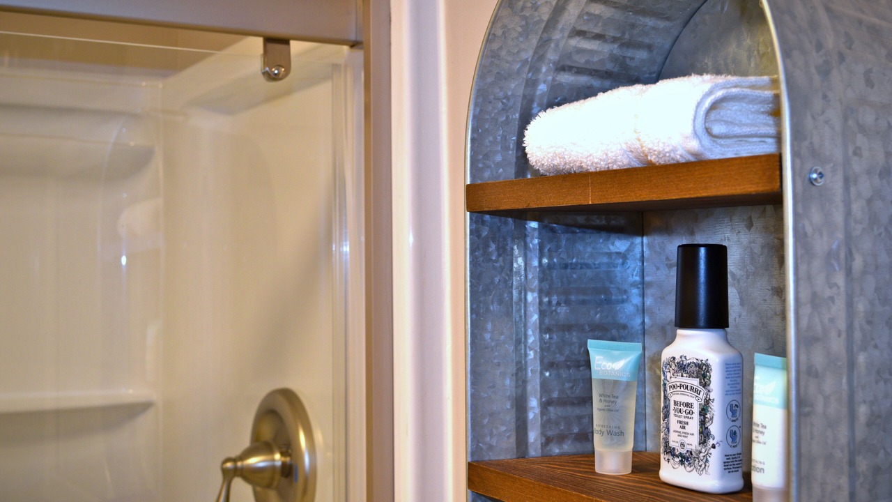 Photo of Bathroom in Snowflake