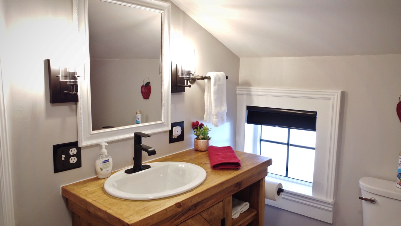 Photo of Bathroom in Snowflake