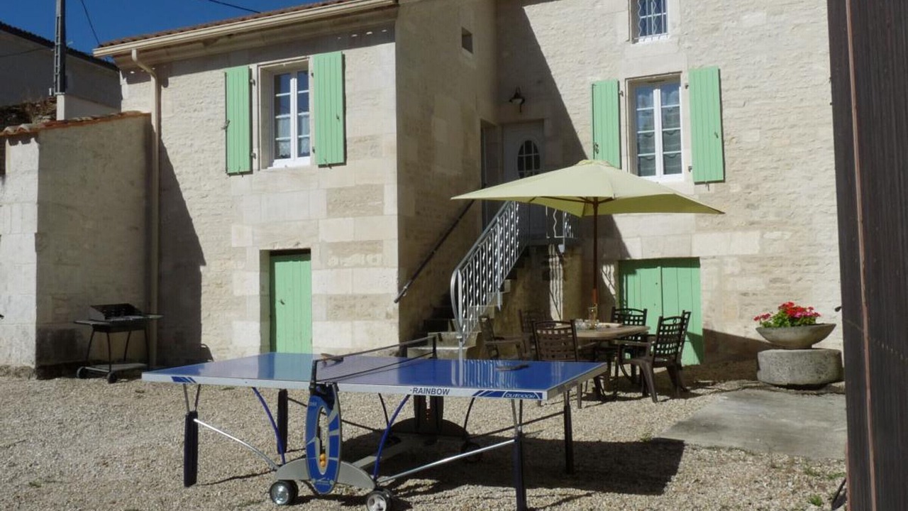 Photo of Outdoor in Asnieres-sur-Nouere