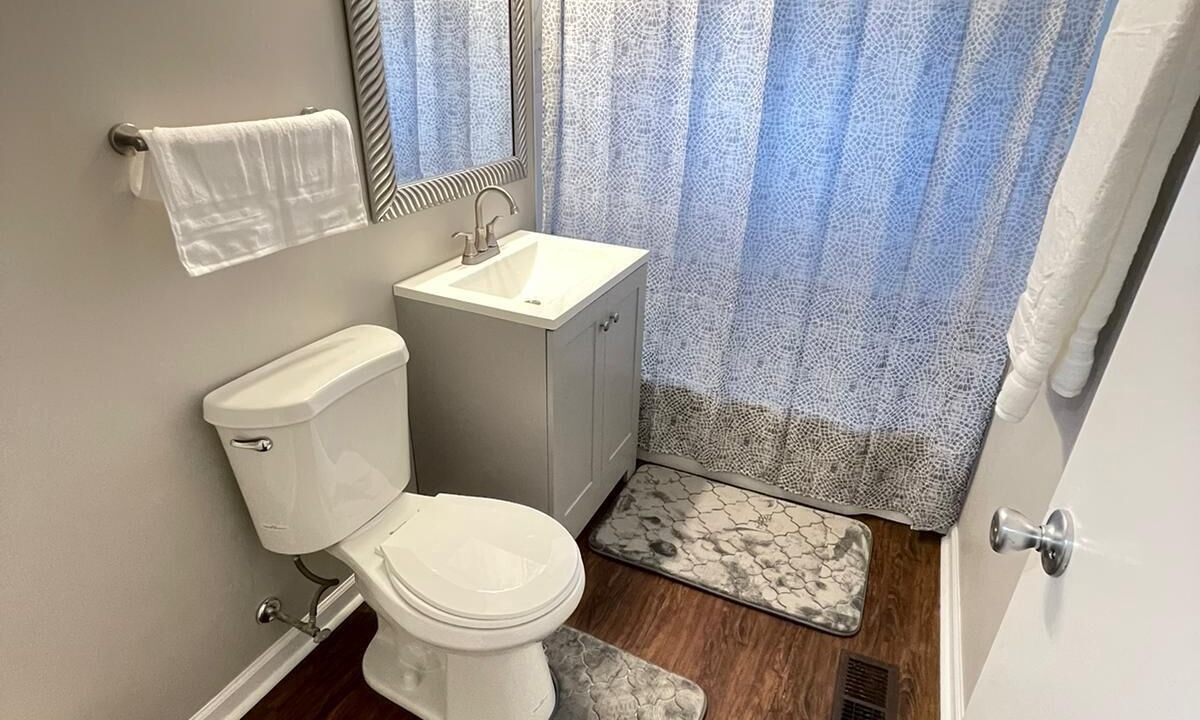 Photo of Bathroom in Villa Park